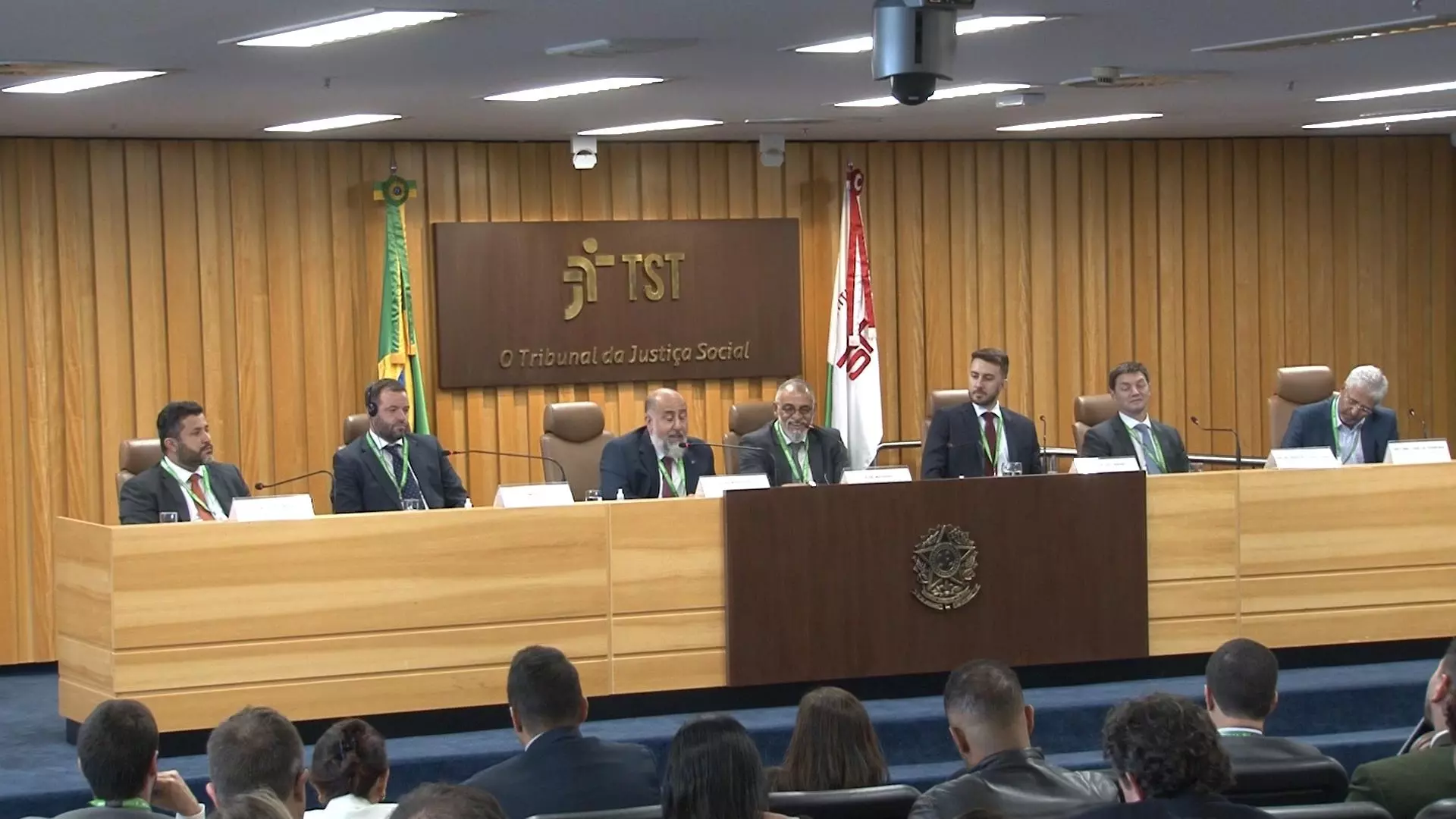 Diplomats in Brazil present sports regulations